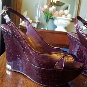 Louis Vuitton Women Purple Amarante Patent Vernis Pantheon Shoes Sz. Eur.39